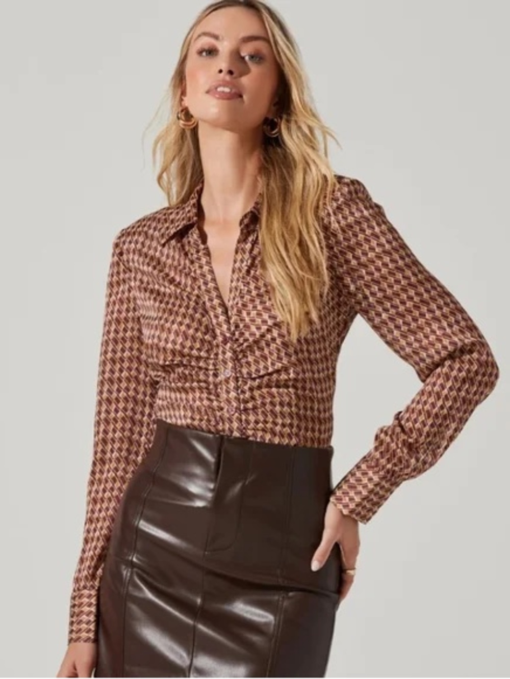 ASTR The Label Wine Abstract Ruched Button Front Blouse XS Y2K